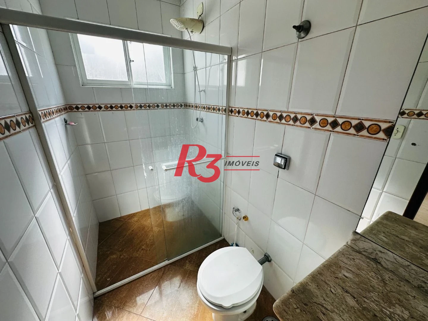 Casa com 5 dormitórios à venda, 400 m² por R$ 1.800.000,00 - Boqueirão - Santos/SP