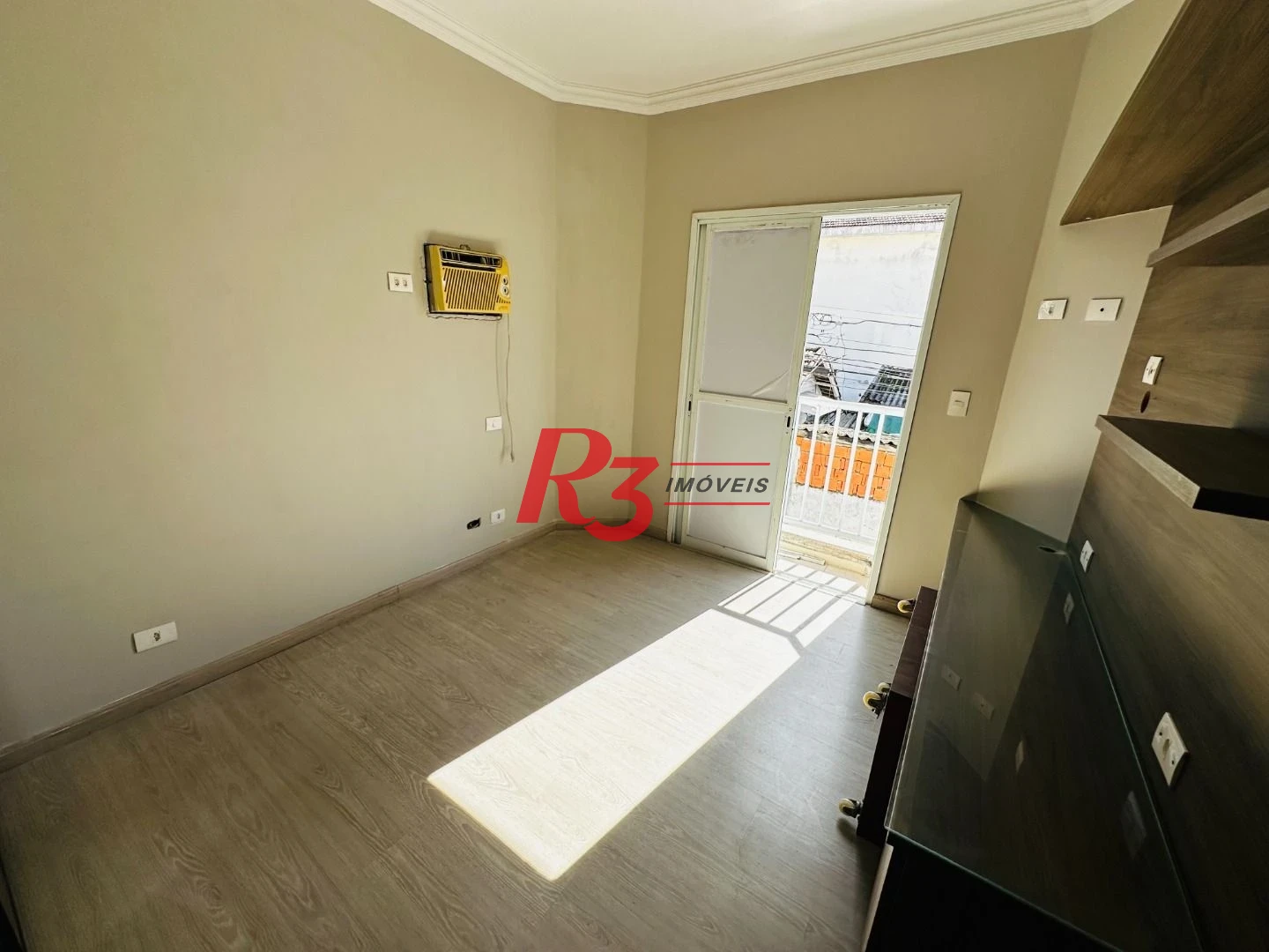 Casa com 5 dormitórios à venda, 400 m² por R$ 1.800.000,00 - Boqueirão - Santos/SP