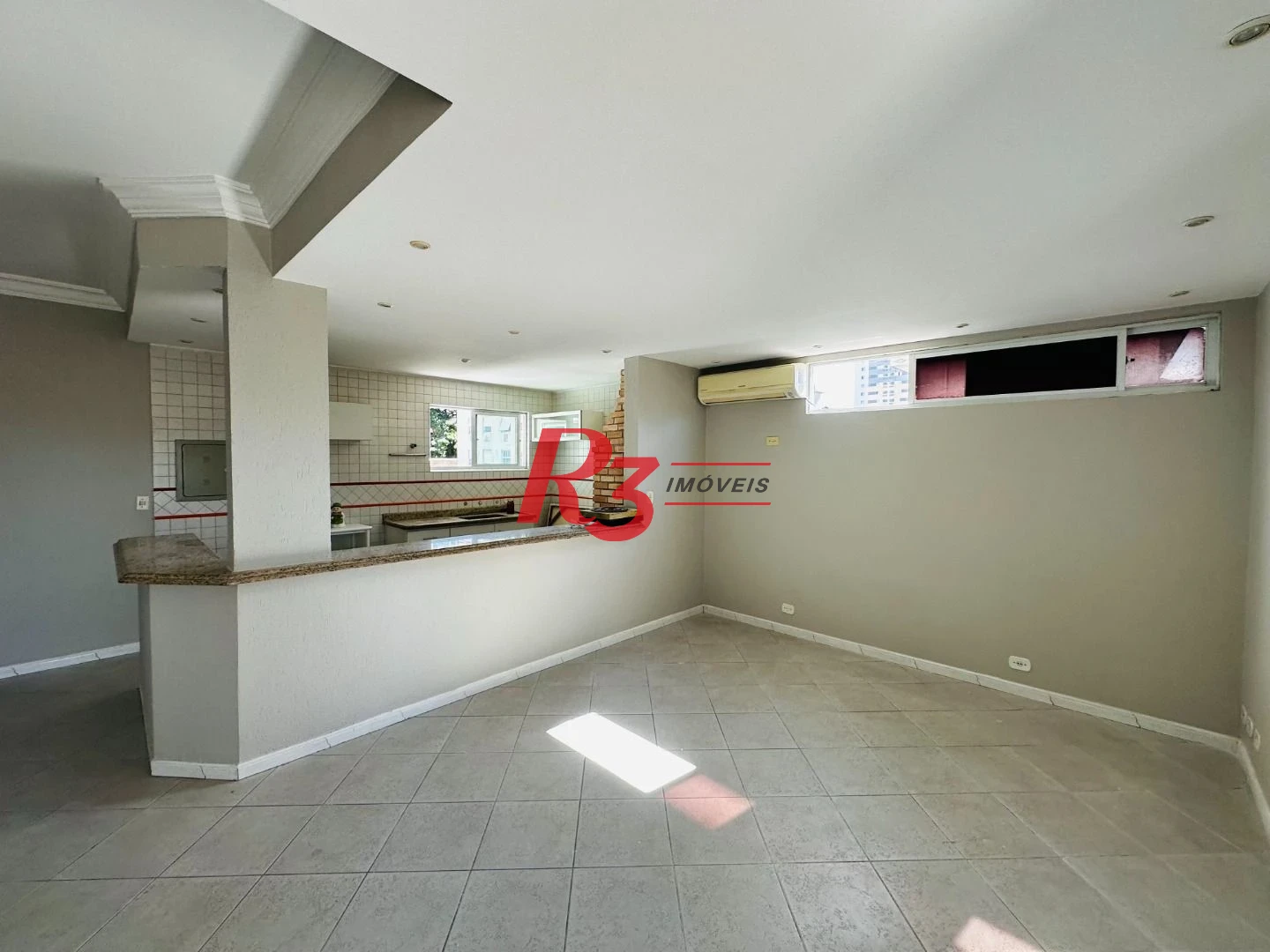 Casa com 5 dormitórios à venda, 400 m² por R$ 1.800.000,00 - Boqueirão - Santos/SP
