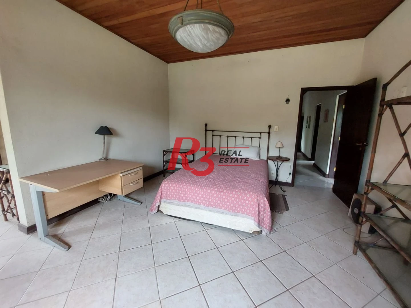 Casa  com piscina , 5 suites, 600 m² - venda por R$ 2.200.000 ou aluguel por R$ 8.500/mês - Morro dos Barbosas - São Vicente/SP