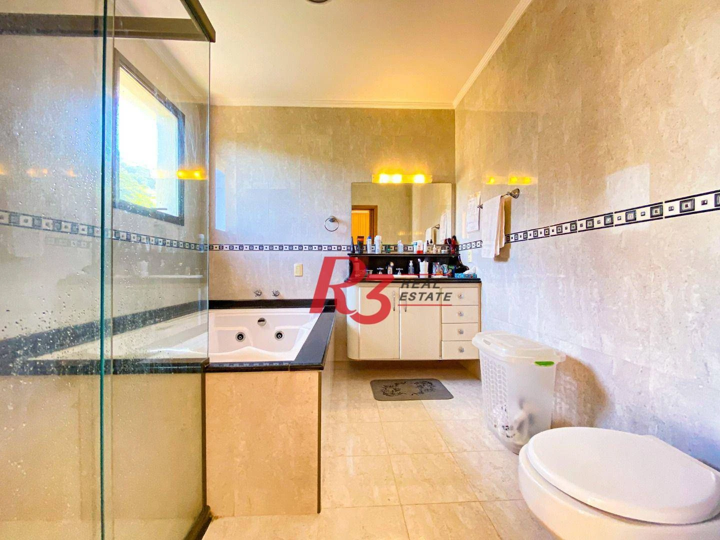 Maravilhosa casa com 6 dormitórios à venda, 704 m² - Morro Santa Terezinha - Santos/SP