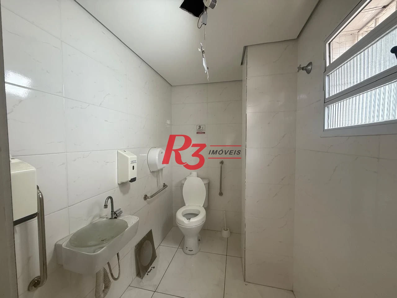 Galpão para alugar, 800 m² por R$ 25.907,00/mês - Macuco - Santos/SP