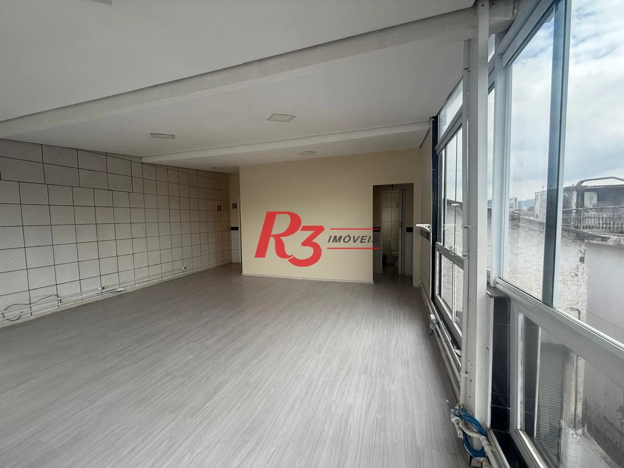 Galpão para alugar, 800 m² por R$ 25.907,00/mês - Macuco - Santos/SP