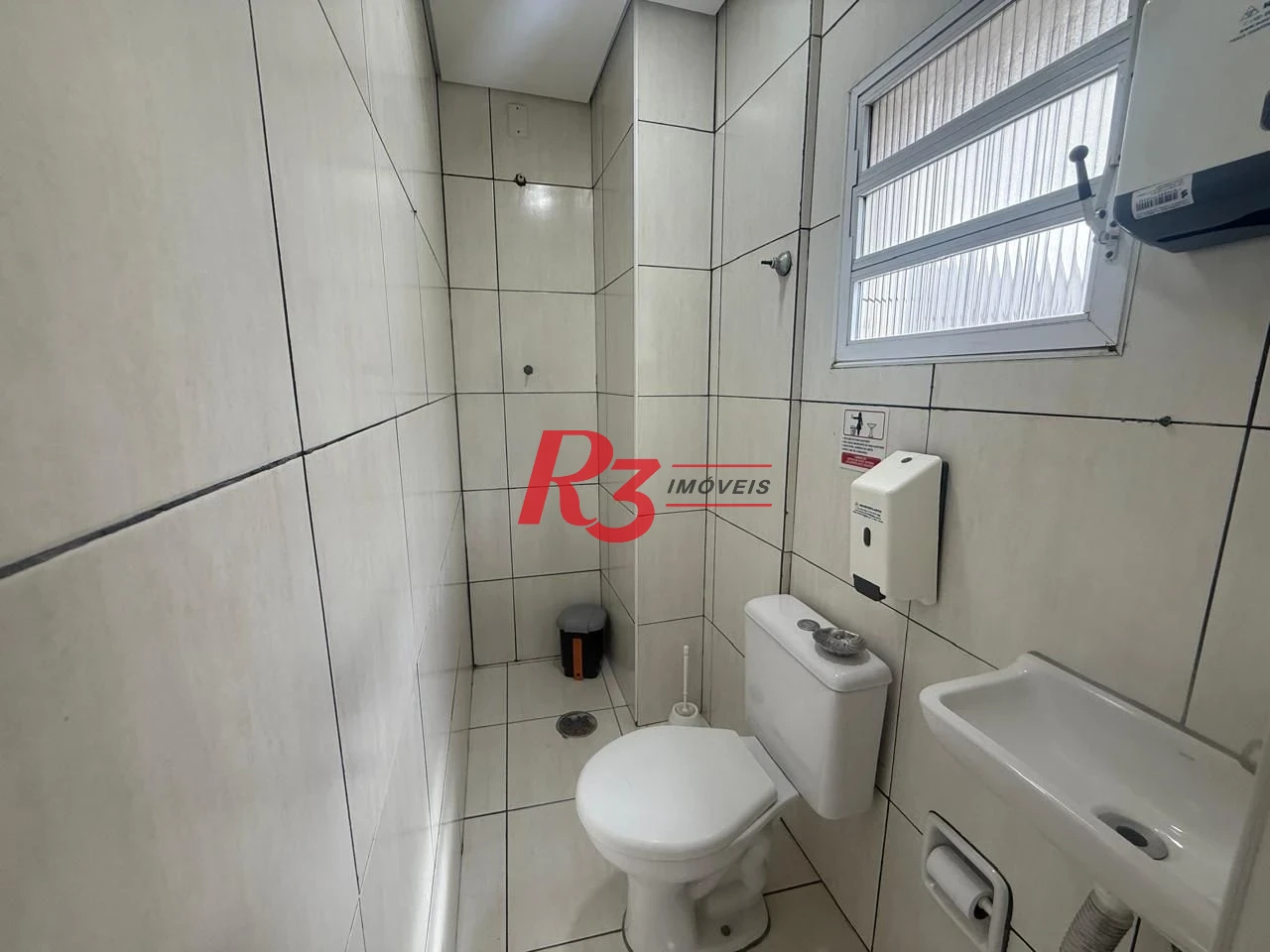 Galpão para alugar, 800 m² por R$ 25.907,00/mês - Macuco - Santos/SP