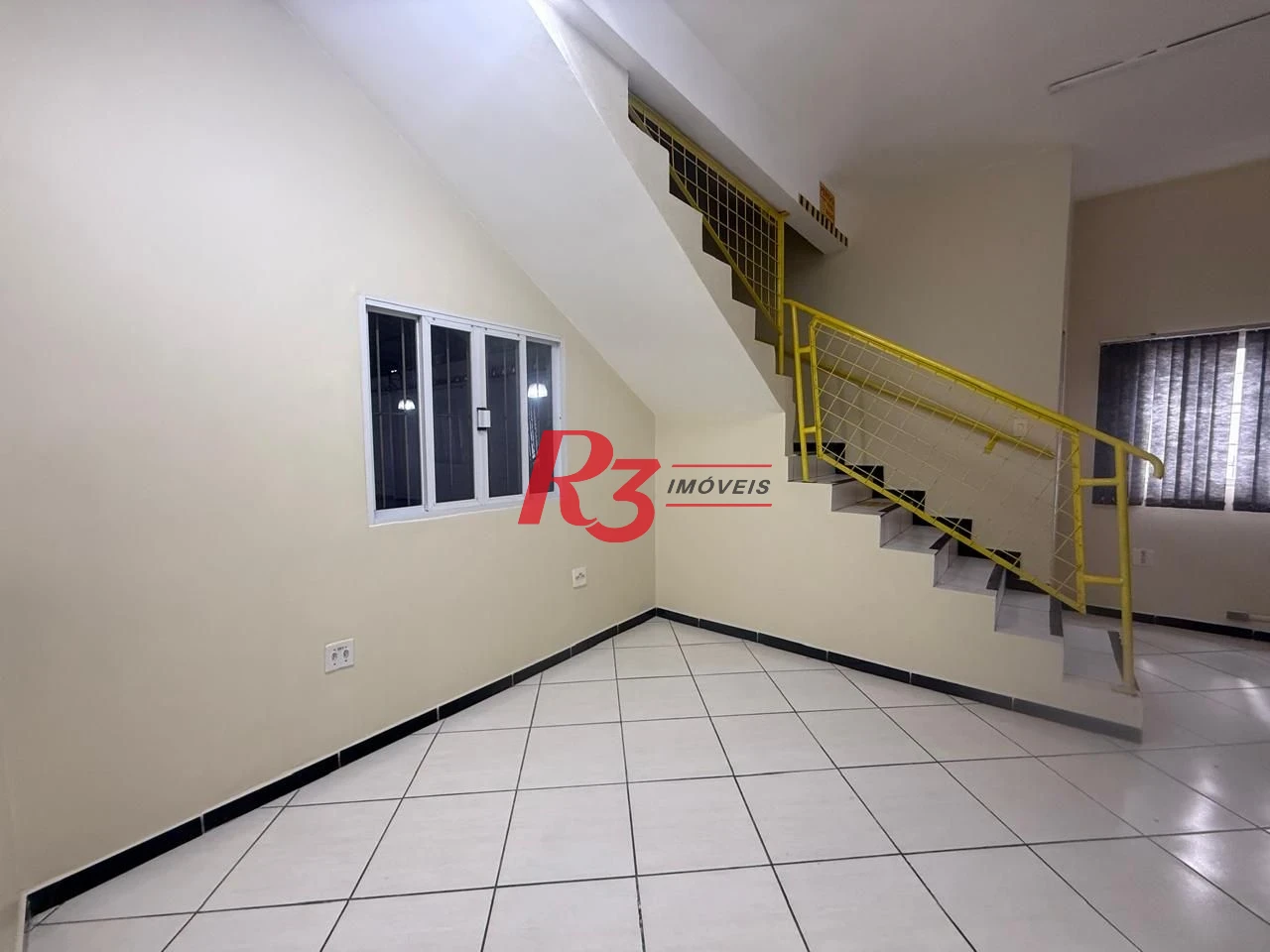 Galpão para alugar, 800 m² por R$ 25.907,00/mês - Macuco - Santos/SP