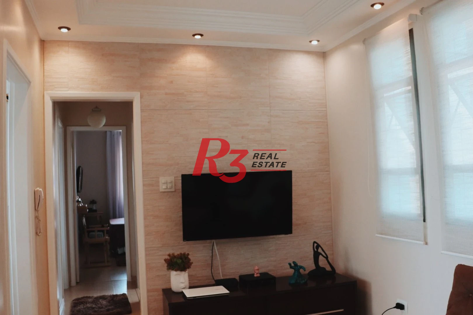 Apartamento com 2 dormitórios à venda, 58 m² por R$ 360.000,00 - Centro - São Vicente/SP