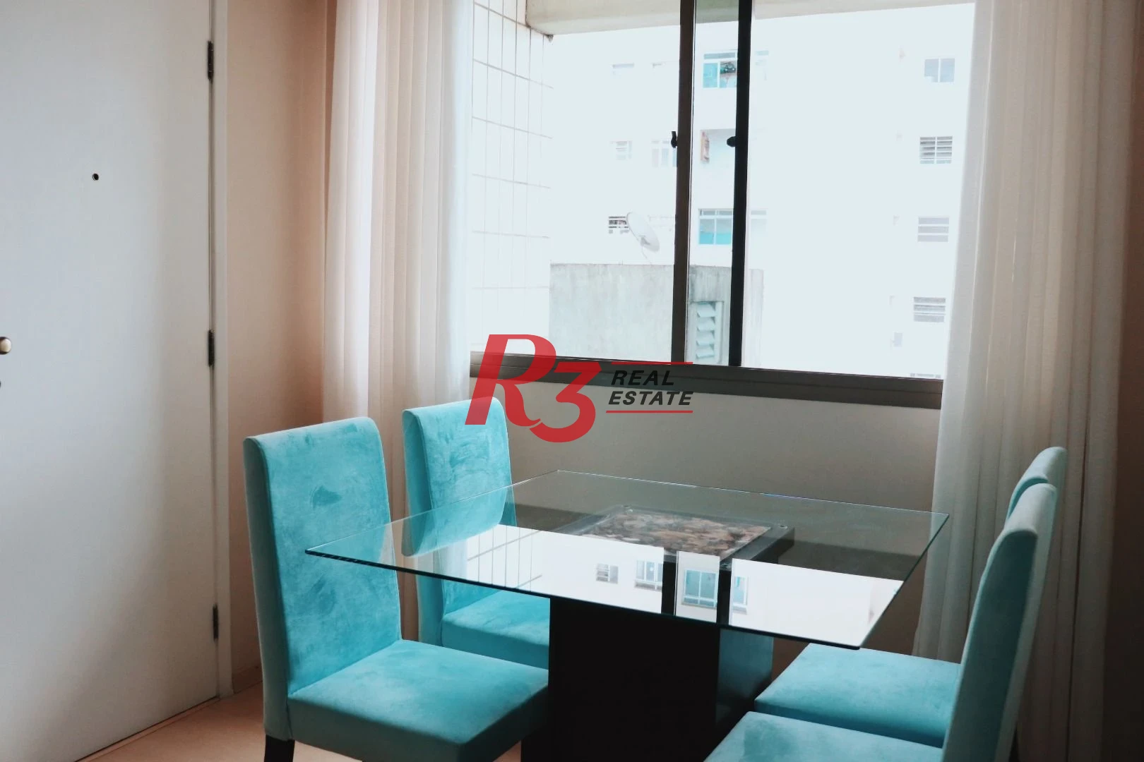 Apartamento com 2 dormitórios à venda, 58 m² por R$ 360.000,00 - Centro - São Vicente/SP