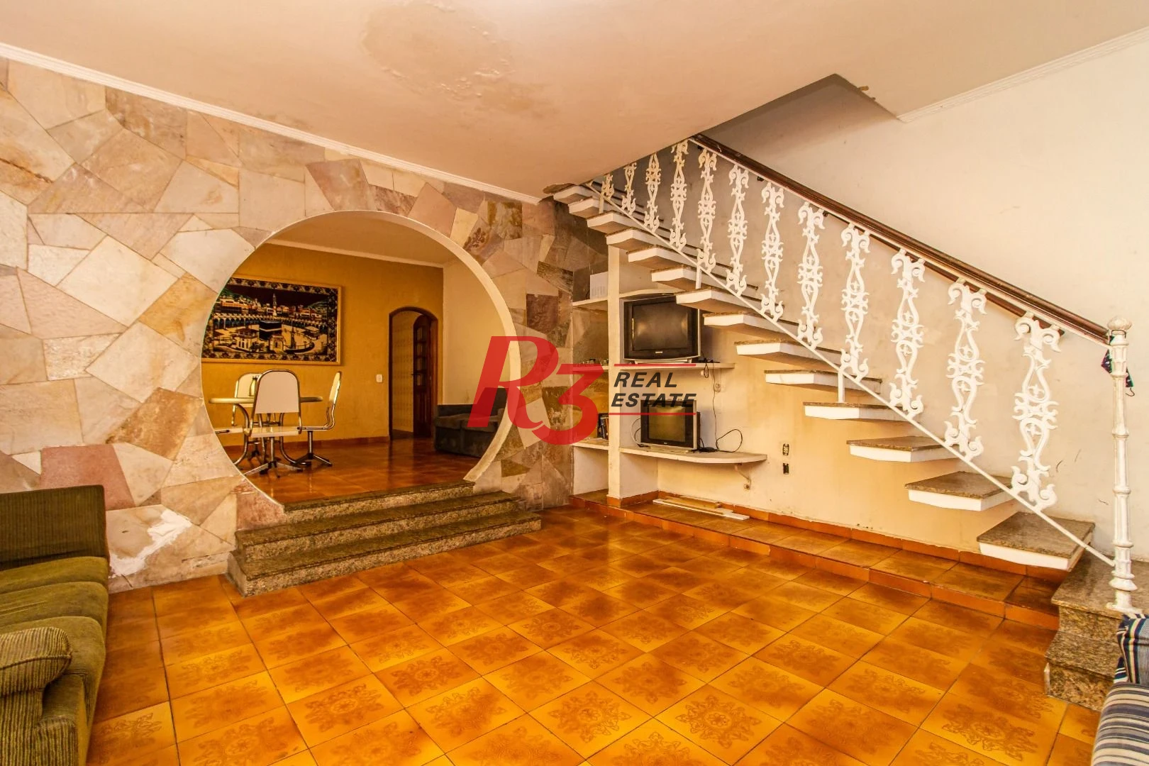 Excelente casa isolada com terreno de de 350m2