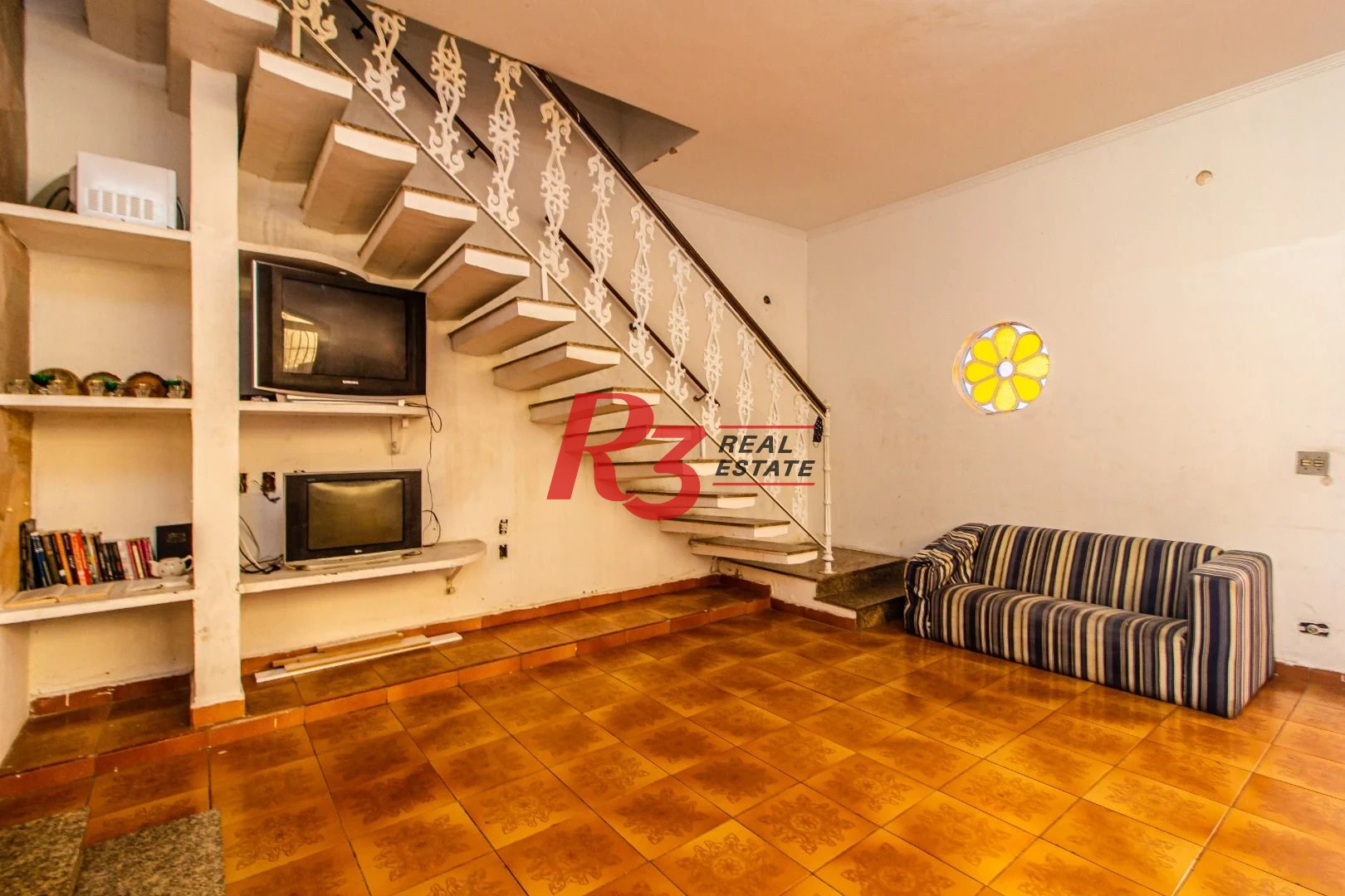 Excelente casa isolada com terreno de de 350m2