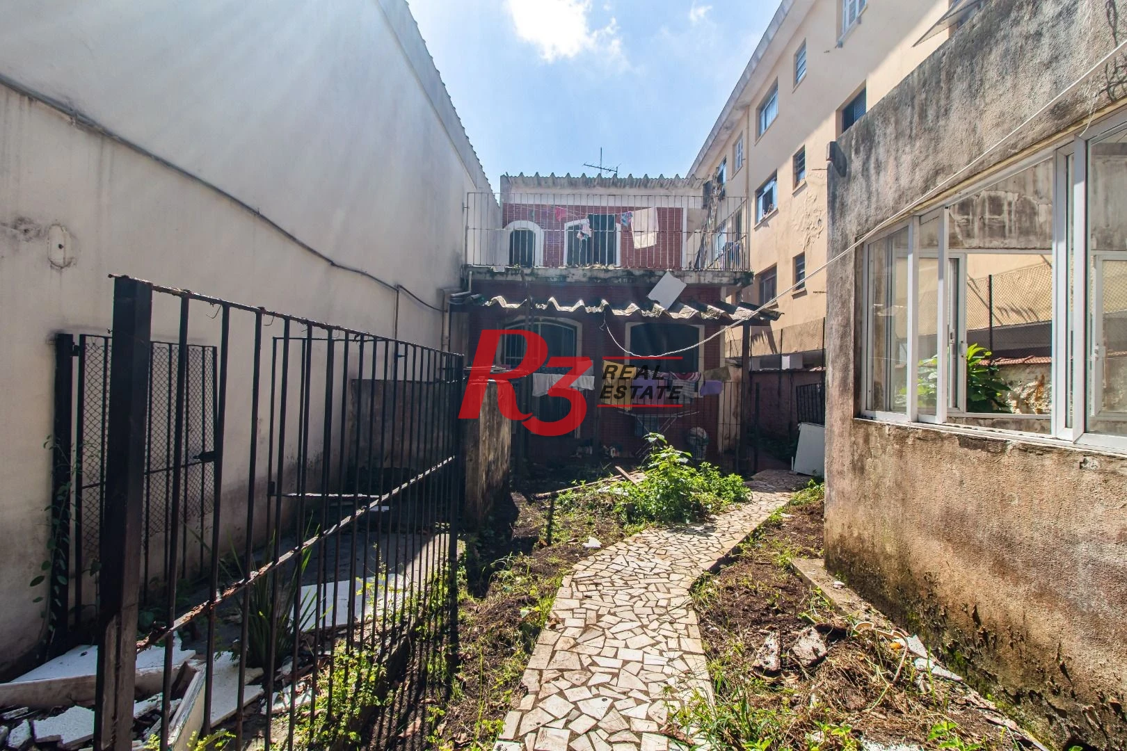 Excelente casa isolada com terreno de de 350m2