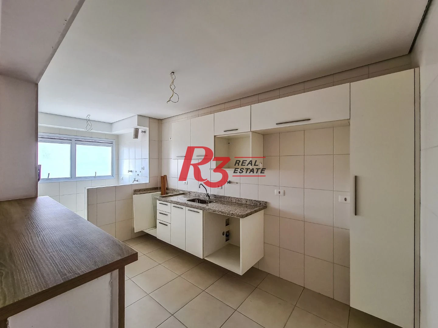 Apartamento com 2 dormitórios à venda, 84 m² por R$ 905.000,00 - Boqueirão - Santos/SP