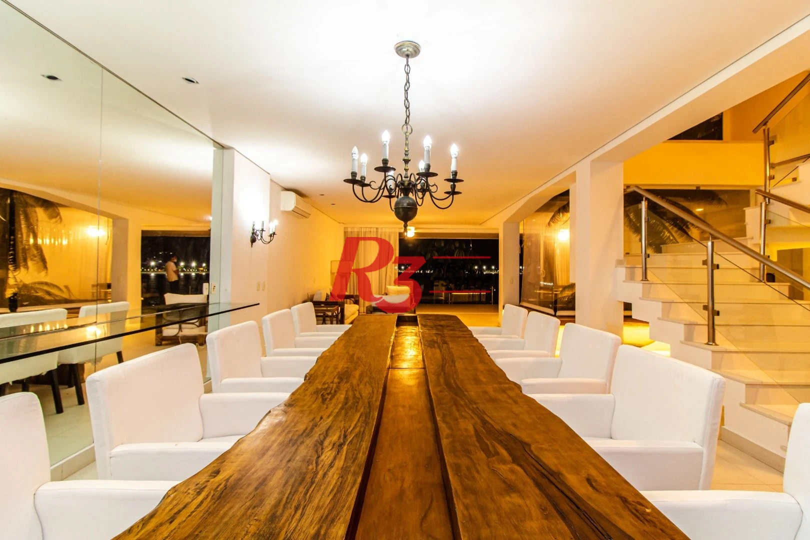 Apartamento Duplex para alugar, 292 m² por R$ 27.360,61/mês - Loteamento João Batista Julião - Guarujá/SP