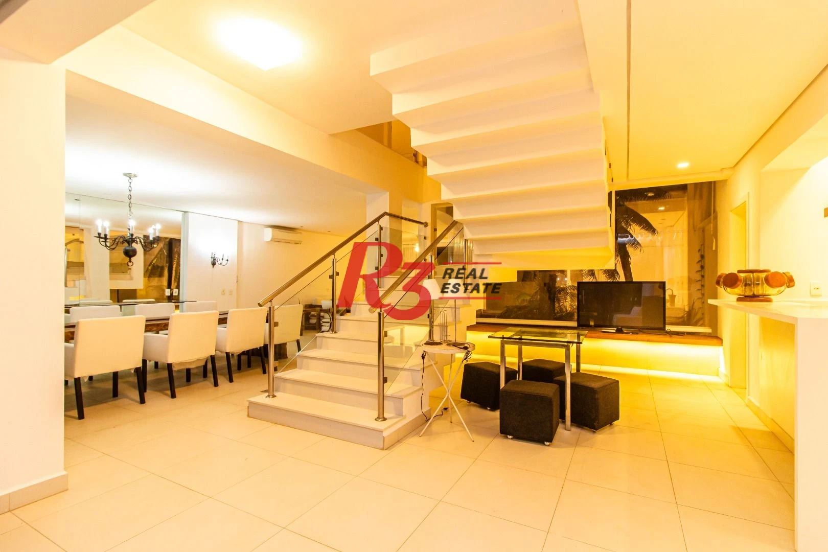 Apartamento Duplex para alugar, 292 m² por R$ 27.360,61/mês - Loteamento João Batista Julião - Guarujá/SP