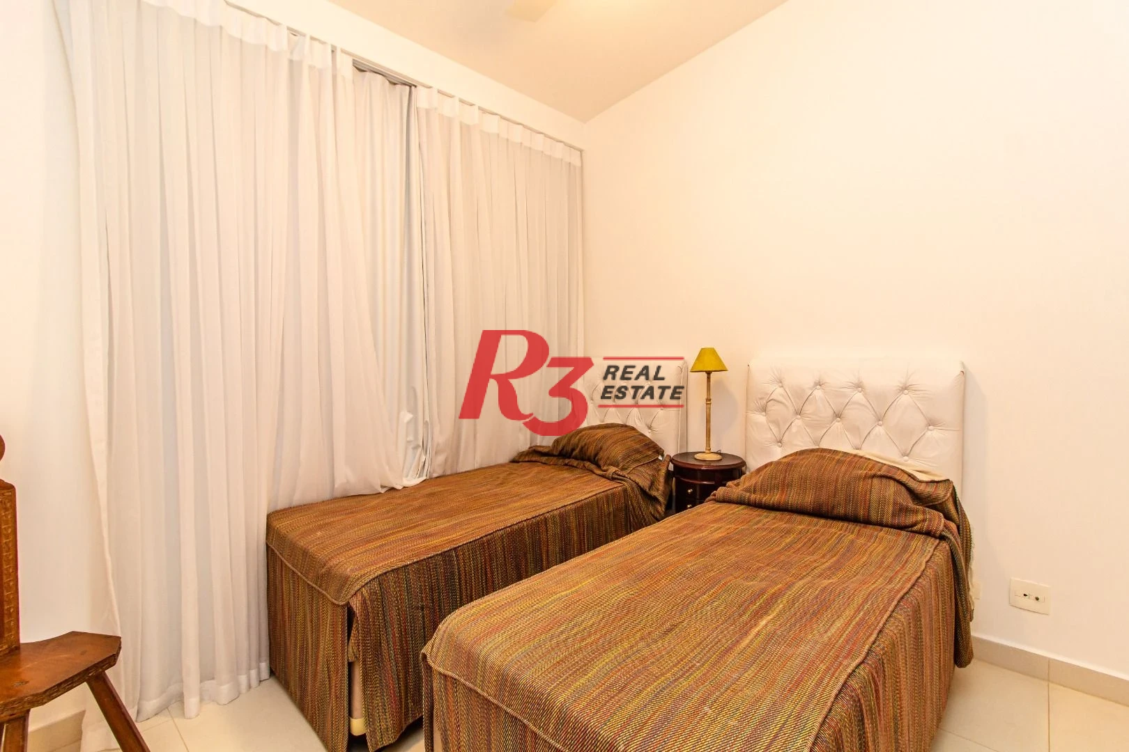 Apartamento Duplex para alugar, 292 m² por R$ 27.360,61/mês - Loteamento João Batista Julião - Guarujá/SP