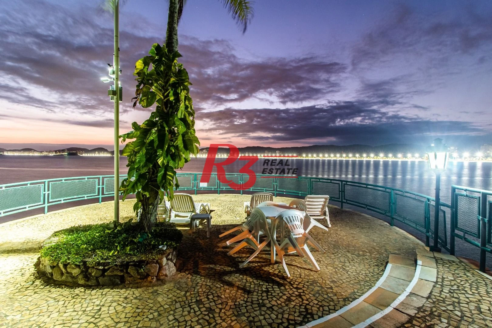Apartamento Duplex para alugar, 292 m² por R$ 27.360,61/mês - Loteamento João Batista Julião - Guarujá/SP