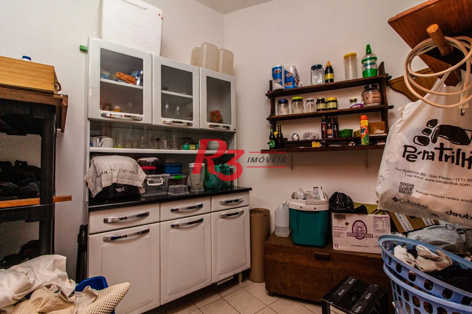 LINDO, REFORMADO E AMPLO AP. À VENDA NA PONTA DA PRAIA ! 162 M², 3 DORMS, 2 VAGAS, VISTA MAR !! OPORTUNIDADE !!!