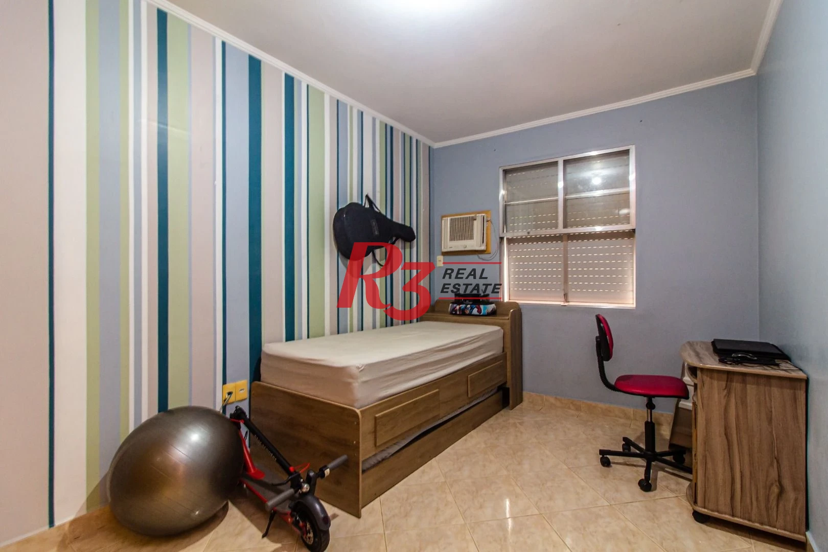 Apartamento com 2 dormitórios à venda, 75 m² por R$ 410.000,00 - Boqueirão - Santos/SP