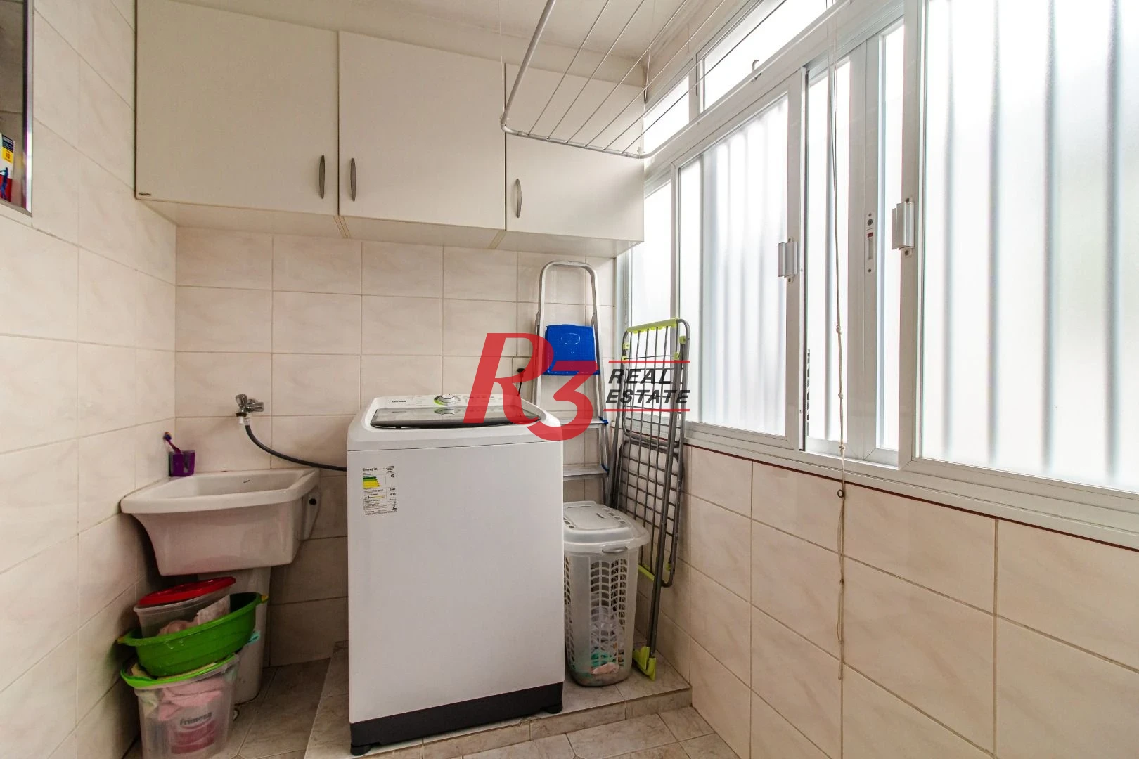 Apartamento com 2 dormitórios à venda, 75 m² por R$ 410.000,00 - Boqueirão - Santos/SP
