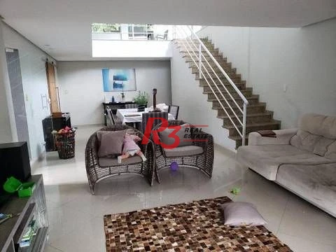 Sobrado de Alto Padrão a venda na Nova Cintra.