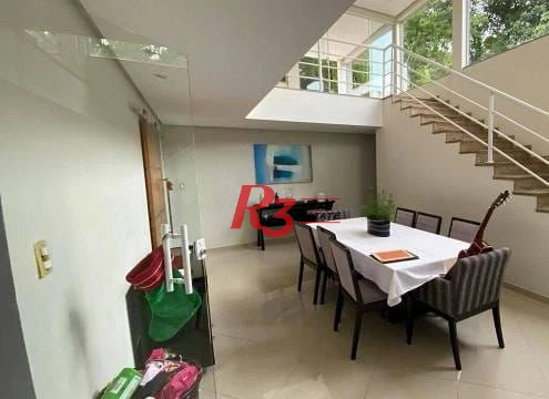 Sobrado de Alto Padrão a venda na Nova Cintra.