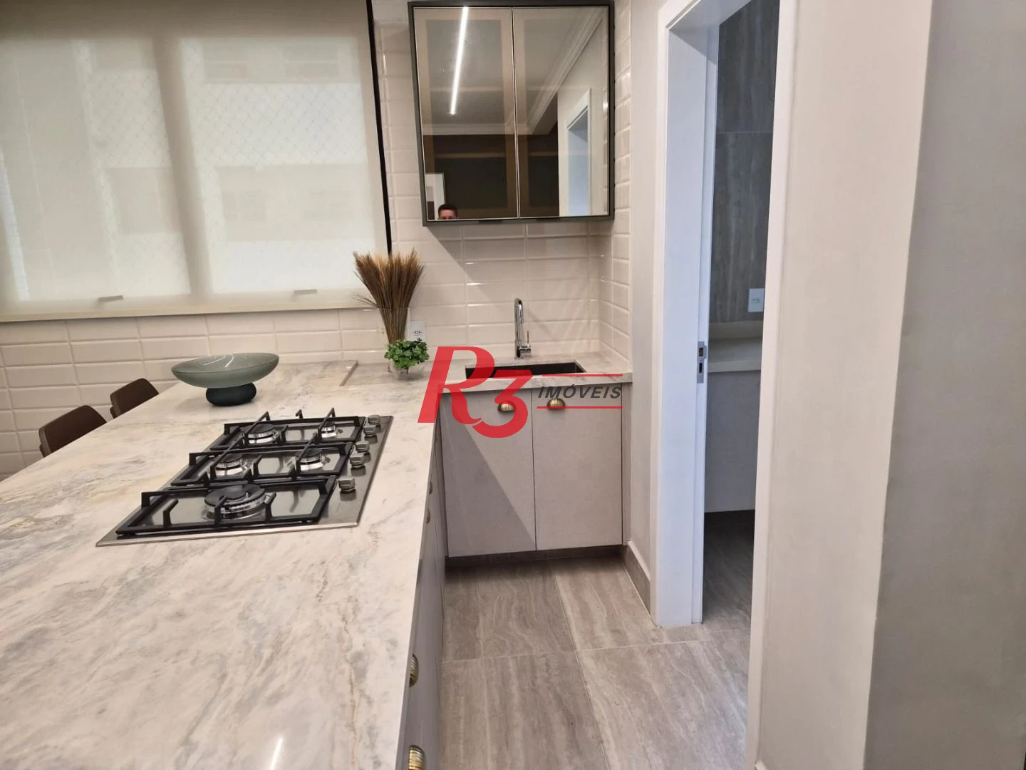Apartamento com 3 dormitórios à venda, 143 m² por R$ 1.850.000,00 - Aparecida - Santos/SP