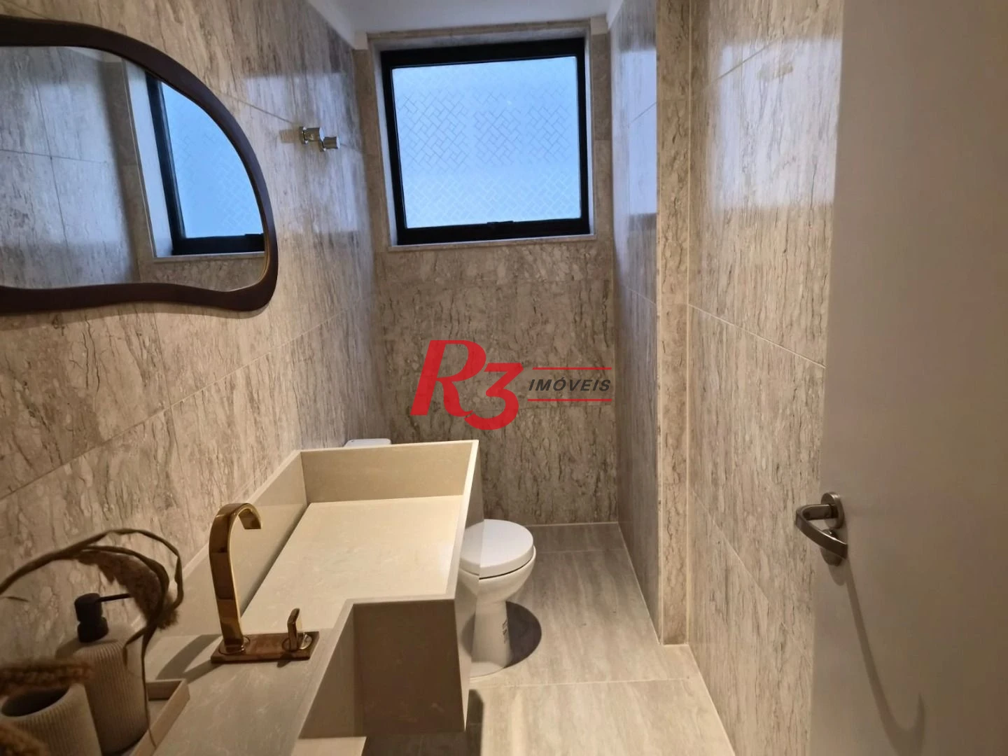 Apartamento com 3 dormitórios à venda, 143 m² por R$ 1.850.000,00 - Aparecida - Santos/SP