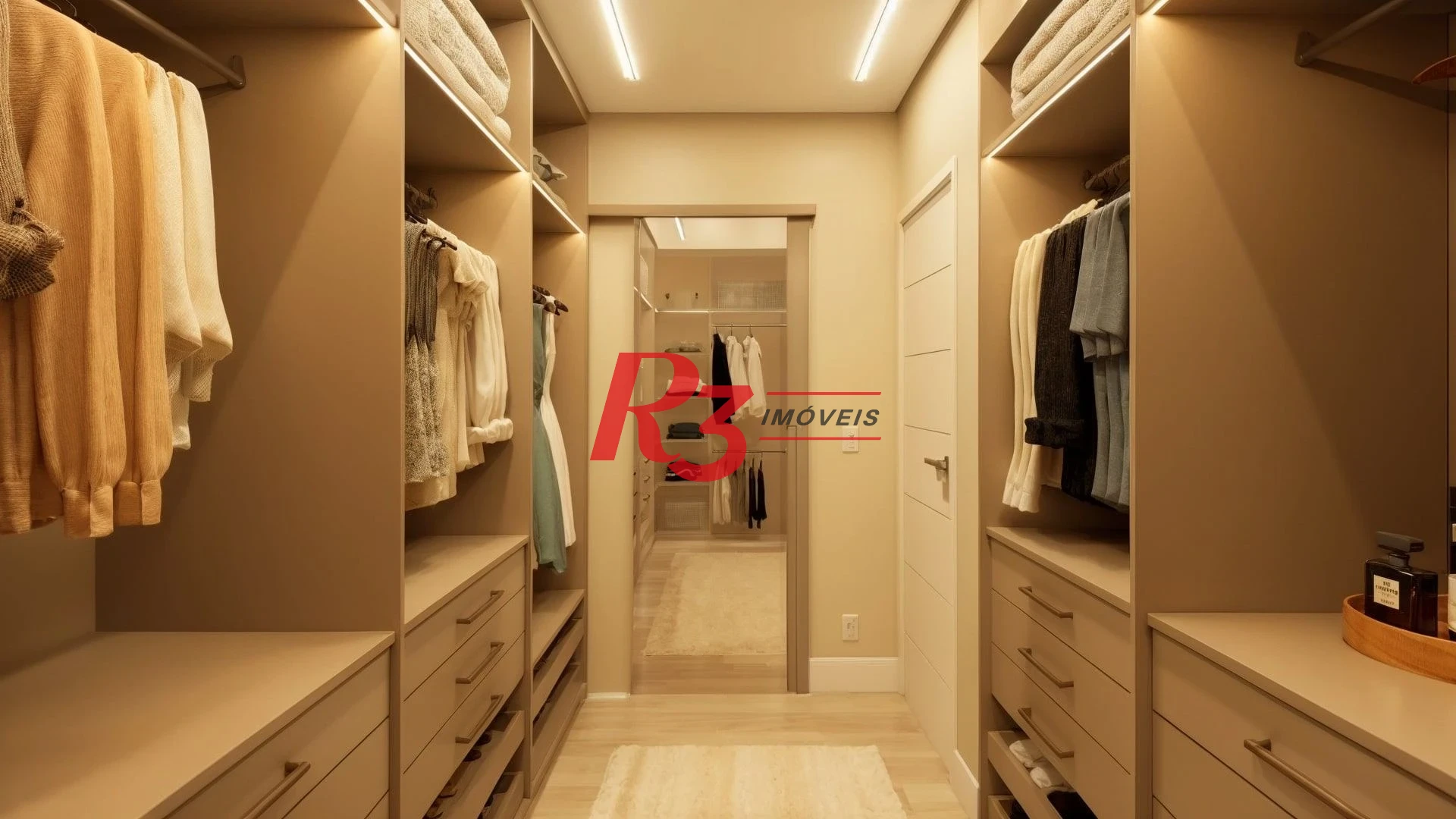 Apartamento à venda, 235 m² por R$ 2.990.000,00 - Gonzaga - Santos/SP