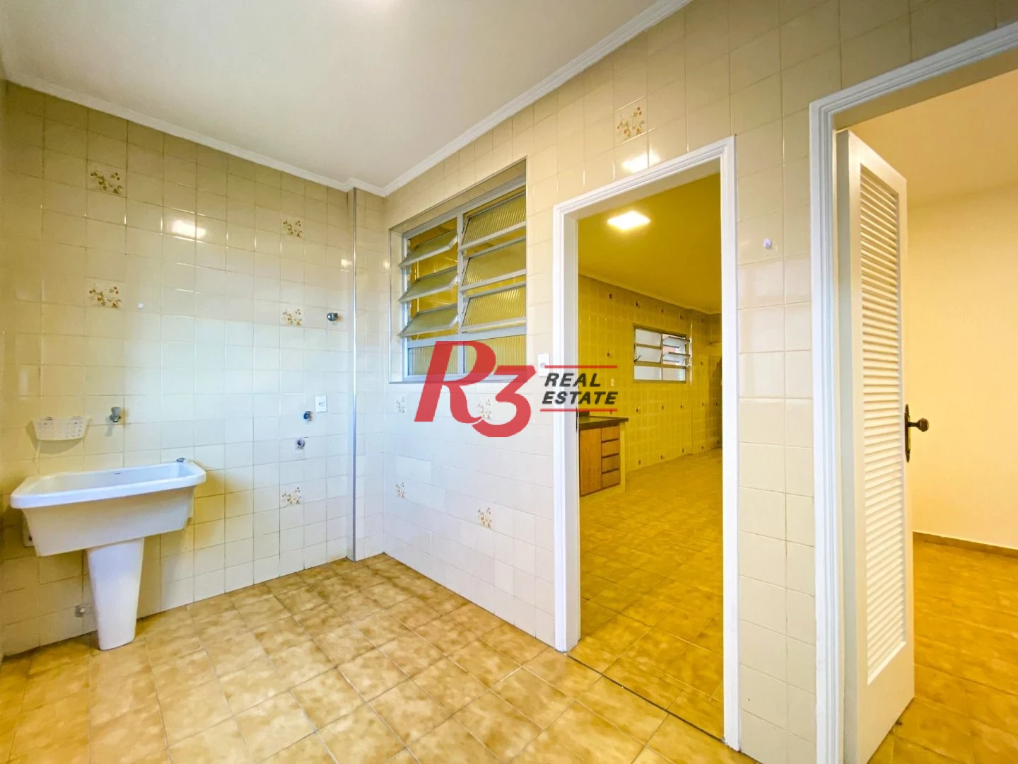 Apartamento com 3 dormitórios para alugar, 200 m² por R$ 6.968,36/mês - Embaré - Santos/SP
