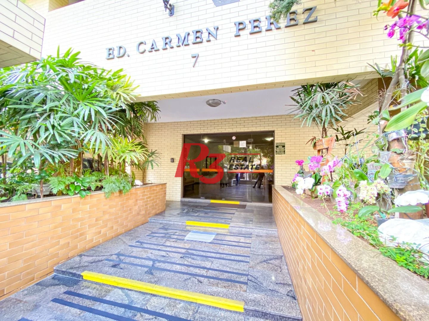 Apartamento com 3 dormitórios para alugar, 200 m² por R$ 6.968,36/mês - Embaré - Santos/SP