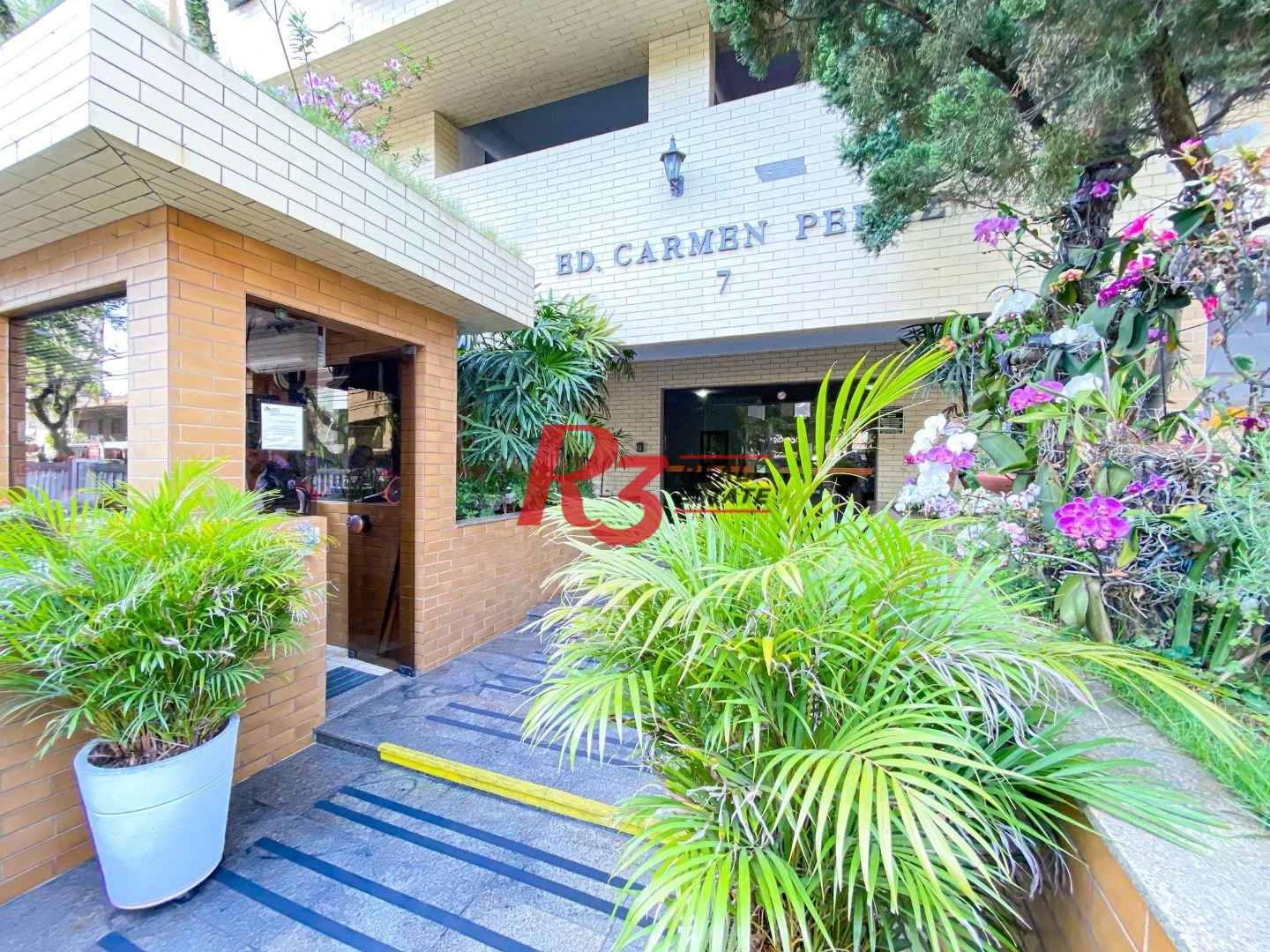 Apartamento com 3 dormitórios para alugar, 200 m² por R$ 6.968,36/mês - Embaré - Santos/SP