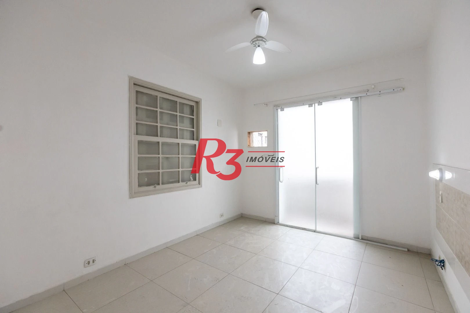 Apartamento com 2 dormitórios à venda, 89 m² por R$ 540.000,00 - Boqueirão - Santos/SP