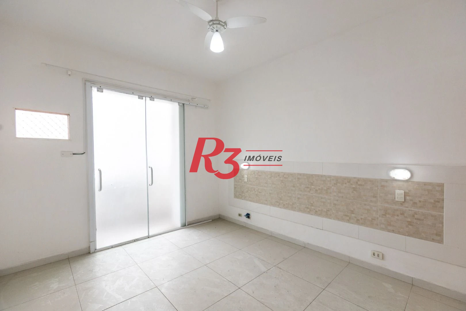 Apartamento com 2 dormitórios à venda, 89 m² por R$ 540.000,00 - Boqueirão - Santos/SP