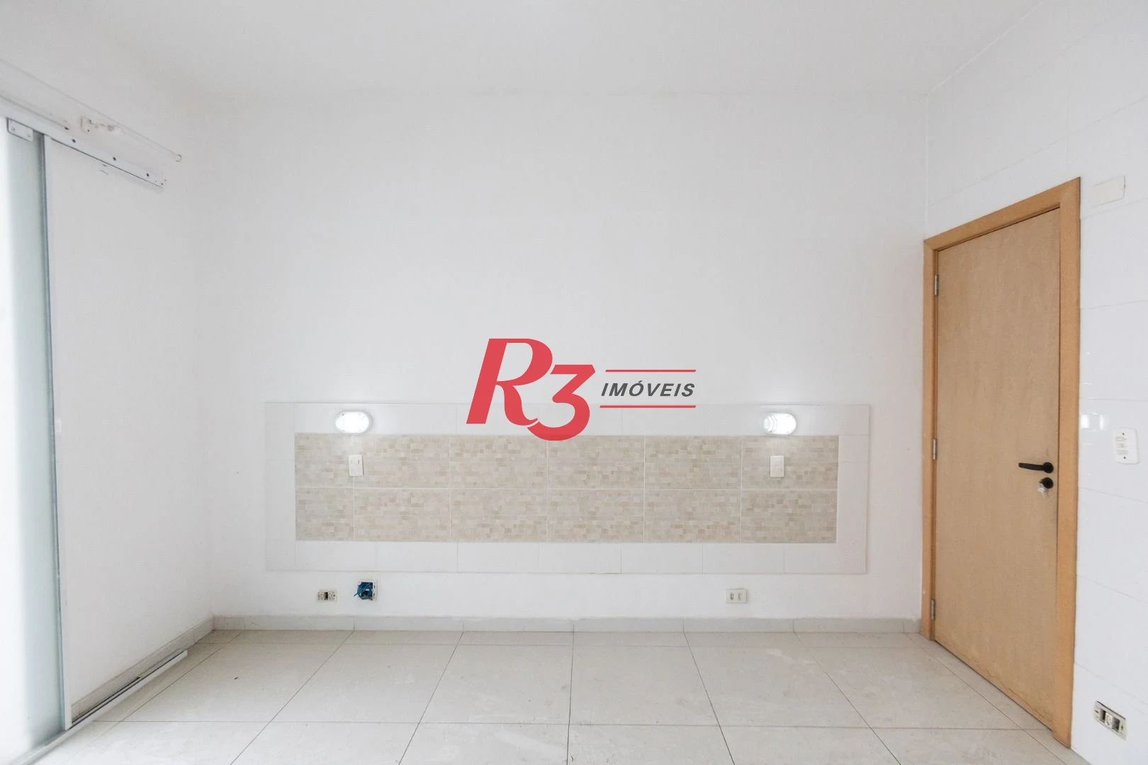 Apartamento com 2 dormitórios à venda, 89 m² por R$ 540.000,00 - Boqueirão - Santos/SP