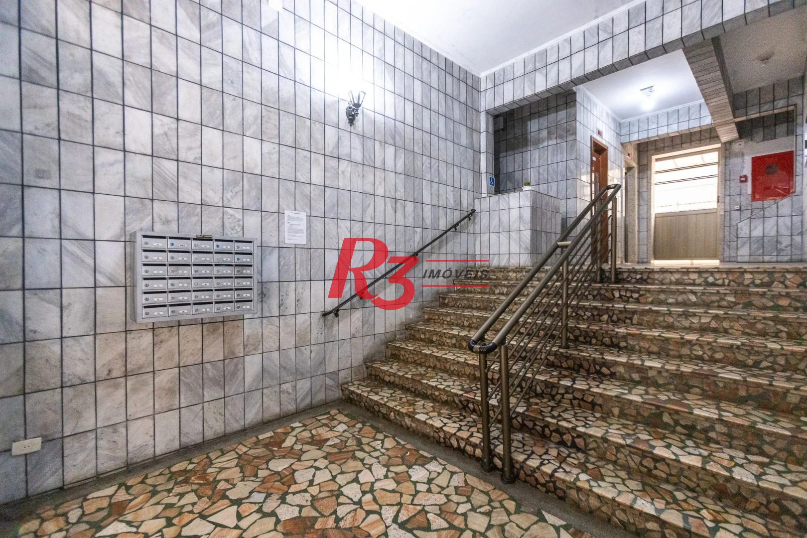Apartamento com 2 dormitórios à venda, 89 m² por R$ 540.000,00 - Boqueirão - Santos/SP