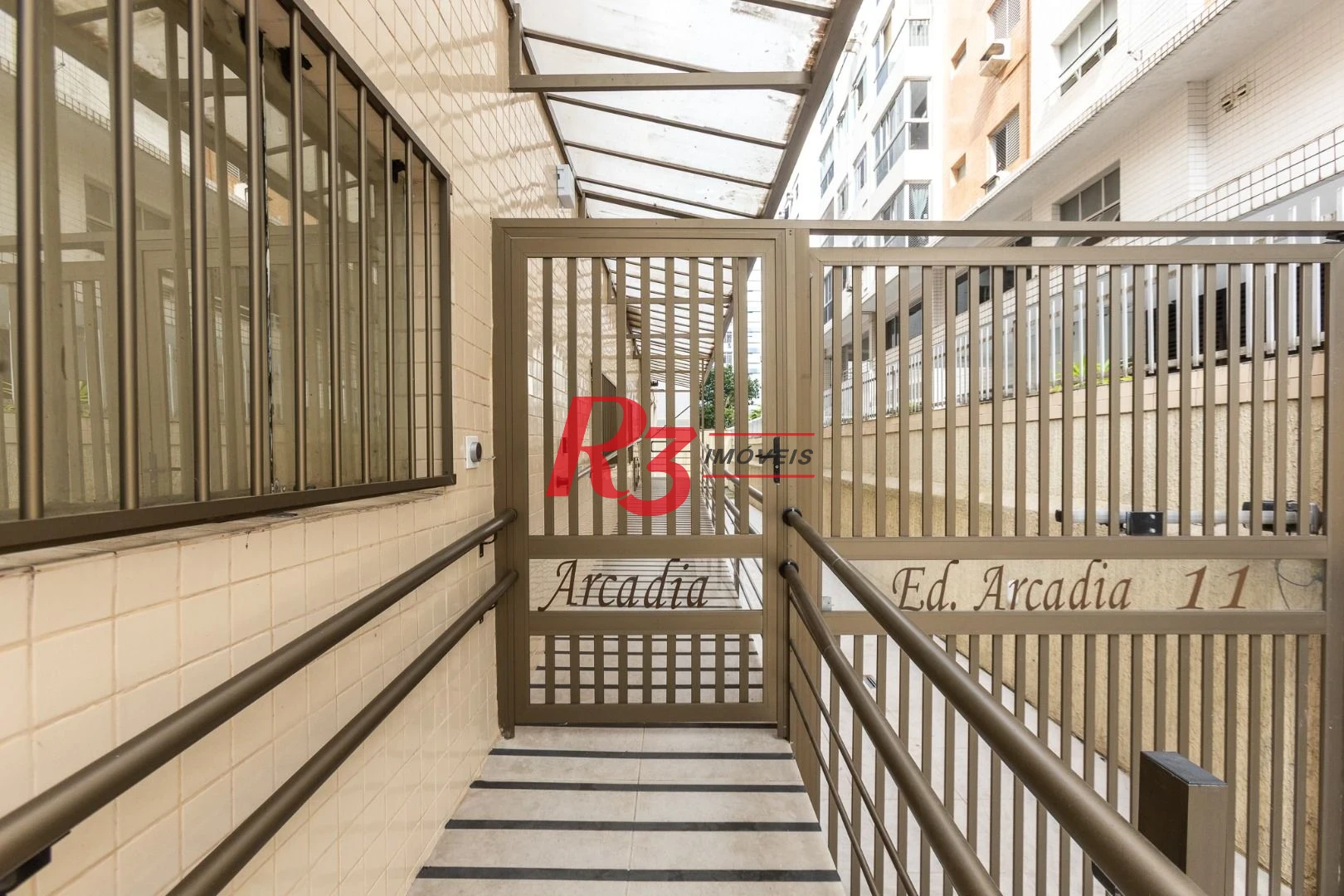 Apartamento com 2 dormitórios à venda, 89 m² por R$ 540.000,00 - Boqueirão - Santos/SP
