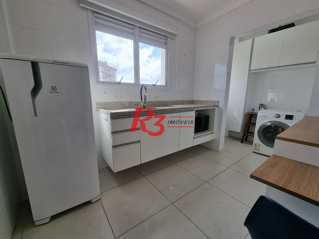 Apartamento com 1 dormitório para alugar, 52 m² por R$ 3.800,00/mês - Boqueirão - Santos/SP
