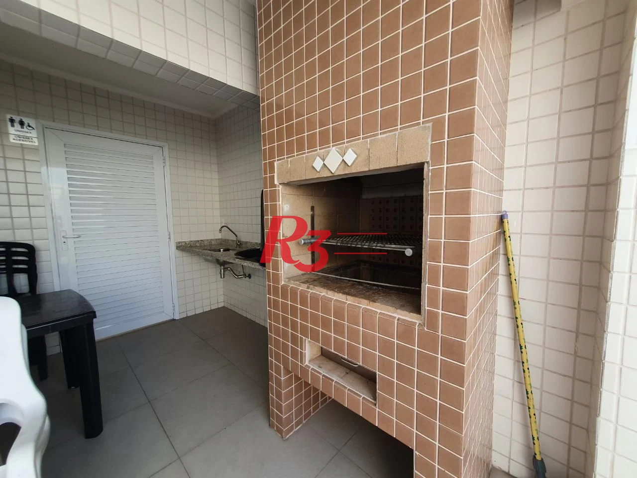 Apartamento com 1 dormitório para alugar, 52 m² por R$ 3.800,00/mês - Boqueirão - Santos/SP