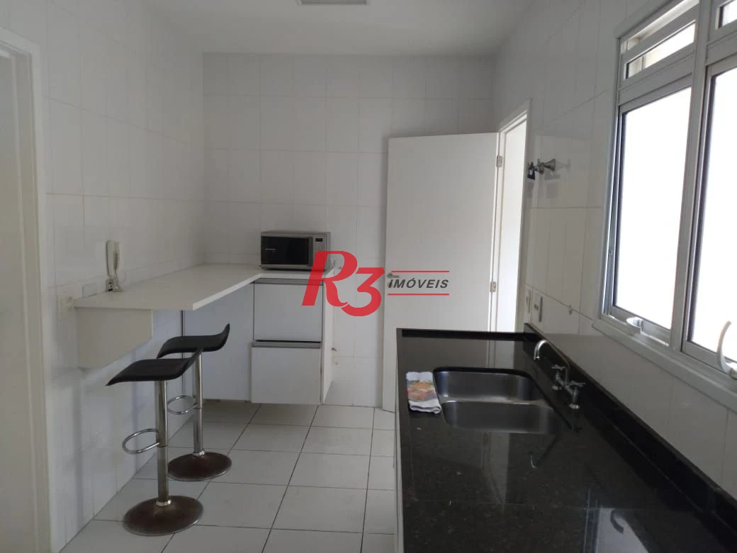 Apartamento com 3 dormitórios à venda, 150 m² por R$ 1.350.000,00 - Marapé - Santos/SP