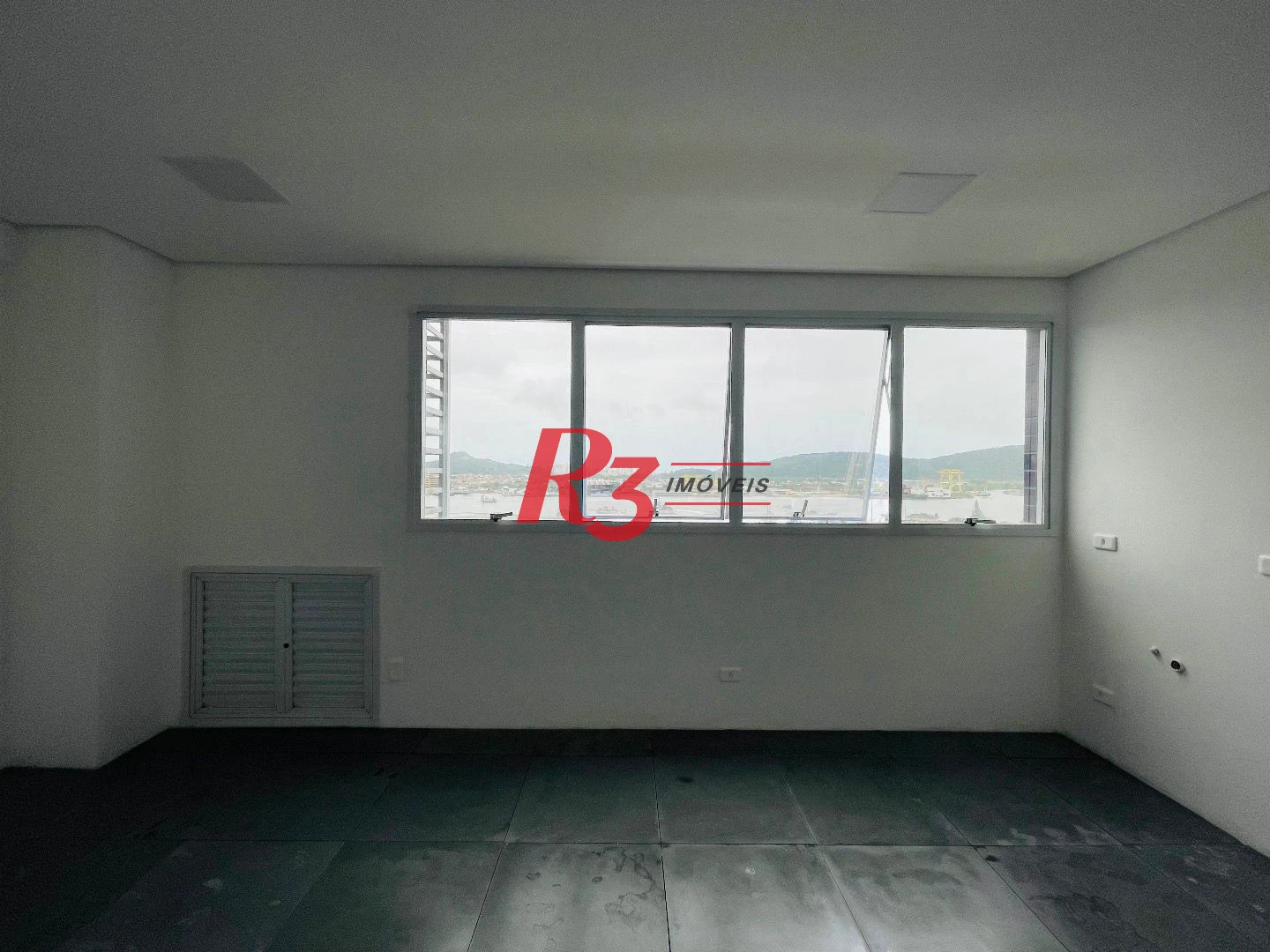 Sala à venda, 37 m² por R$ 478.000,00 - Ponta da Praia - Santos/SP