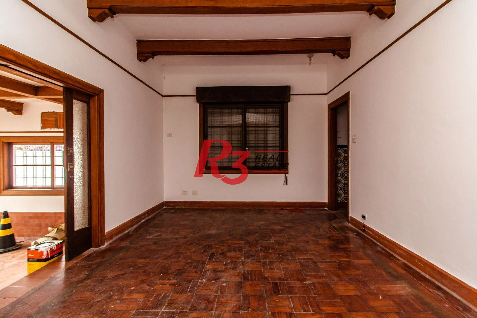 Casa Comercial para alugar - Encruzilhada - Santos/SP