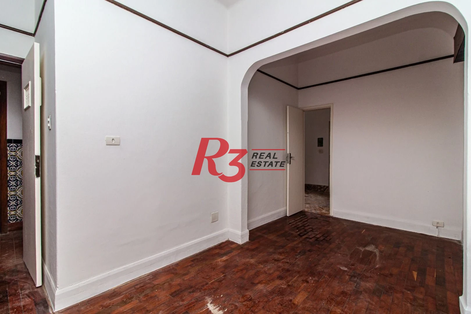 Casa Comercial para alugar - Encruzilhada - Santos/SP