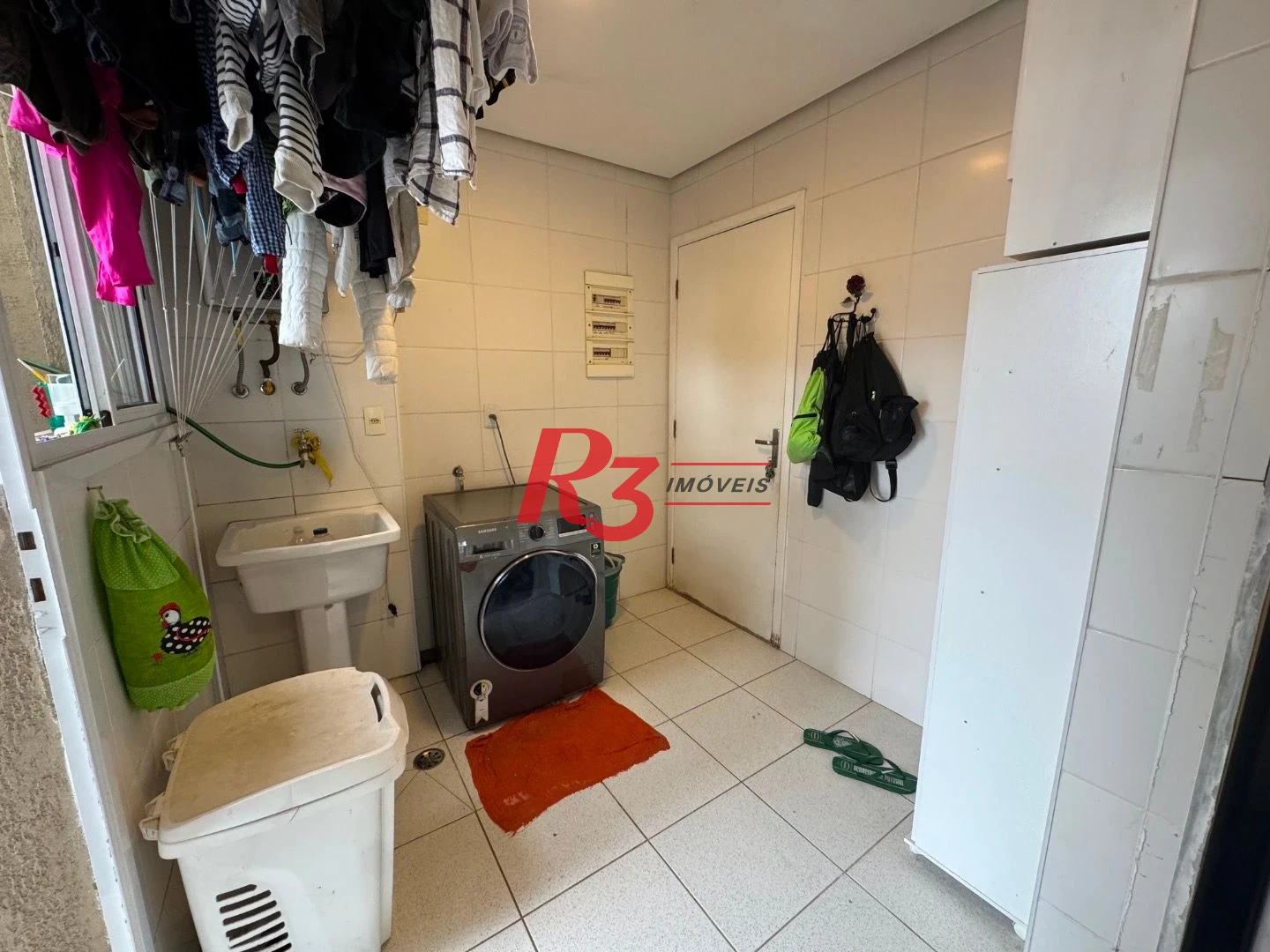 Apartamento Garden com 3 dormitórios à venda, 180 m² por R$ 1.090.000,00 - Gonzaga - Santos/SP