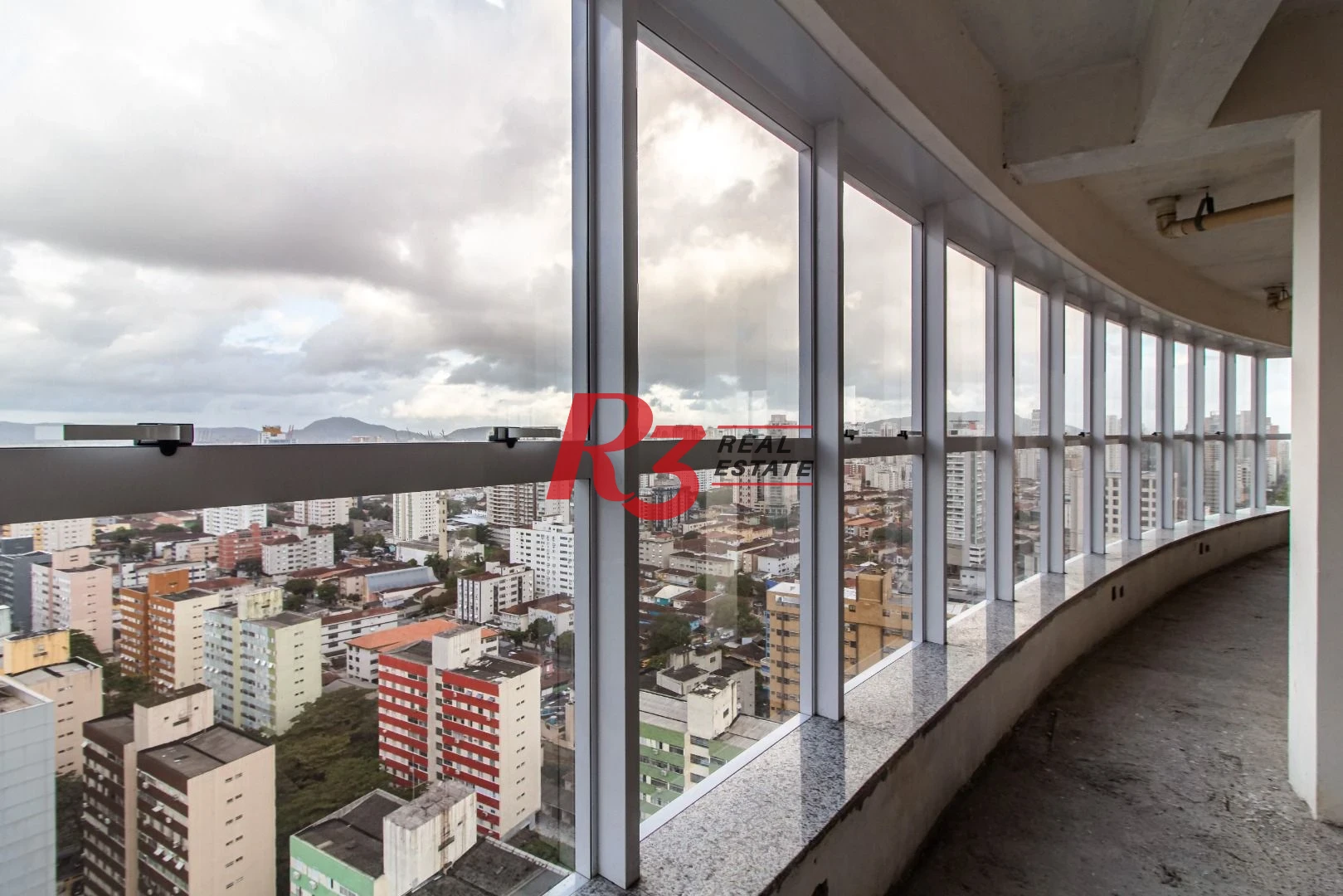 Laje para alugar, 564 m² - Vila Matias - Santos/SP