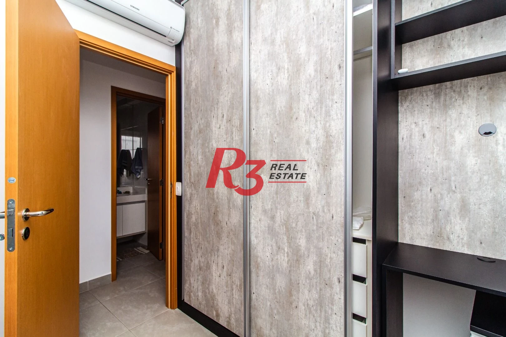 Apartamento à venda, 73 m² por R$ 1.380.000,00 - Gonzaga - Santos/SP