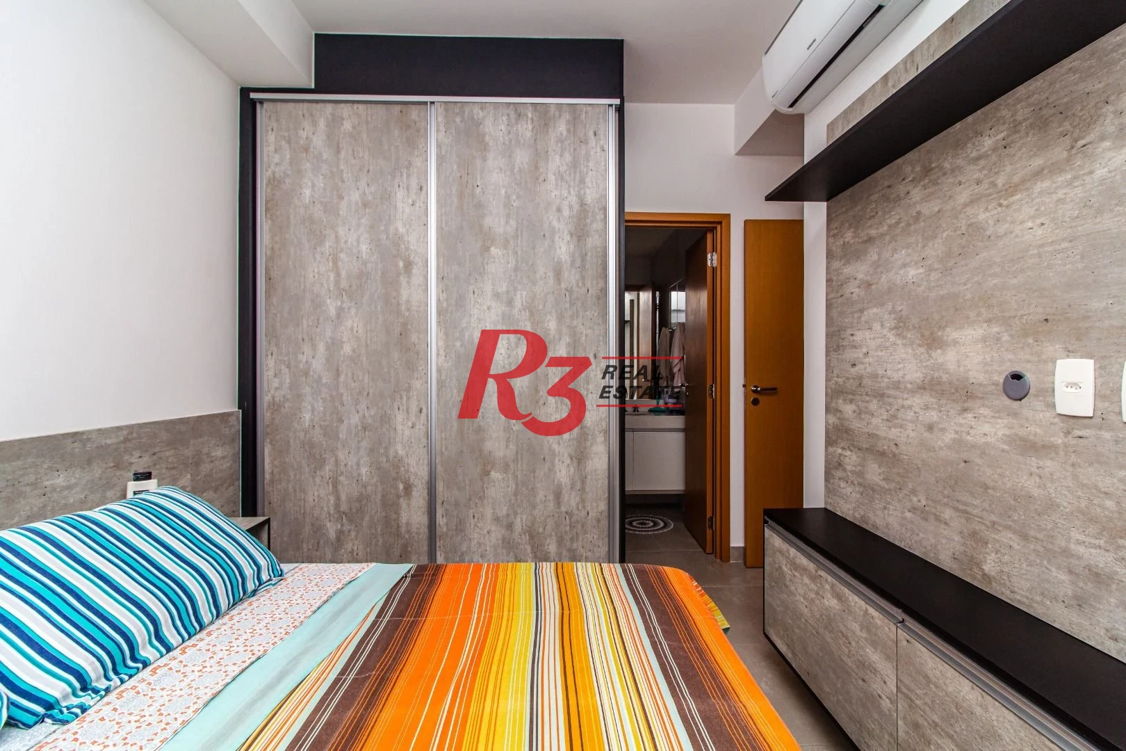 Apartamento à venda, 73 m² por R$ 1.380.000,00 - Gonzaga - Santos/SP