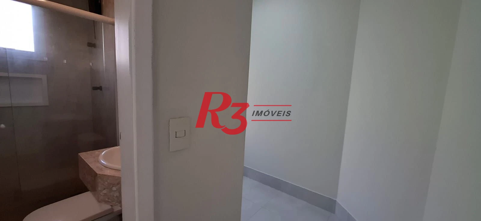 Casa com 4 dormitórios, 380 m2 - venda por R$ 1.590.000 ou aluguel por R$ 12.818 - Embaré - Santos/SP