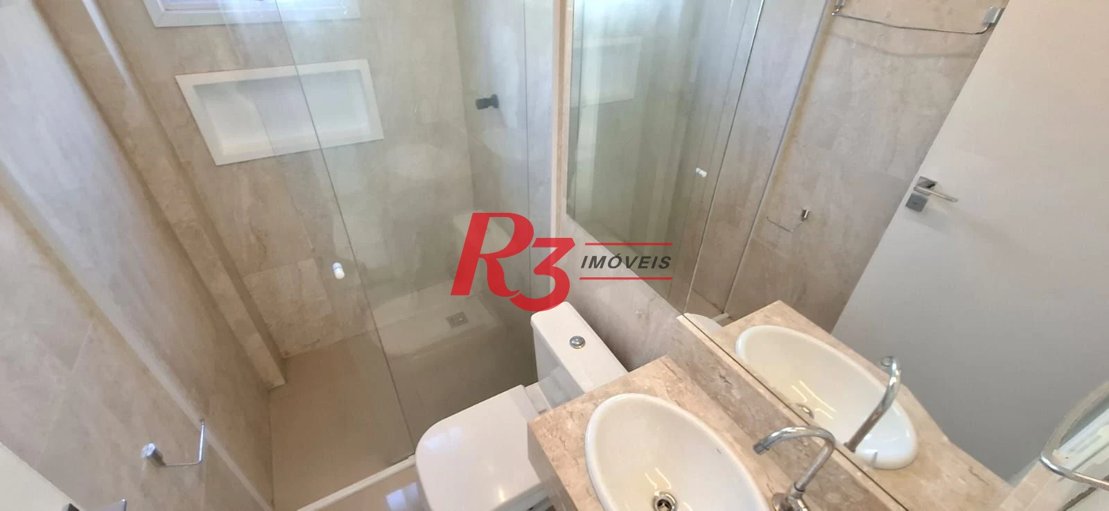 Casa com 4 dormitórios, 380 m2 - venda por R$ 1.590.000 ou aluguel por R$ 12.818 - Embaré - Santos/SP