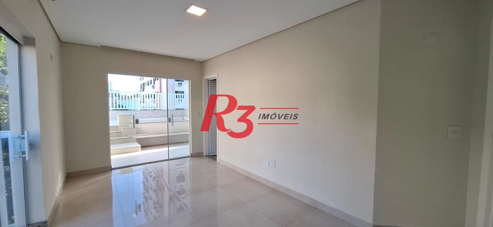 Casa com 4 dormitórios, 380 m2 - venda por R$ 1.590.000 ou aluguel por R$ 12.818 - Embaré - Santos/SP