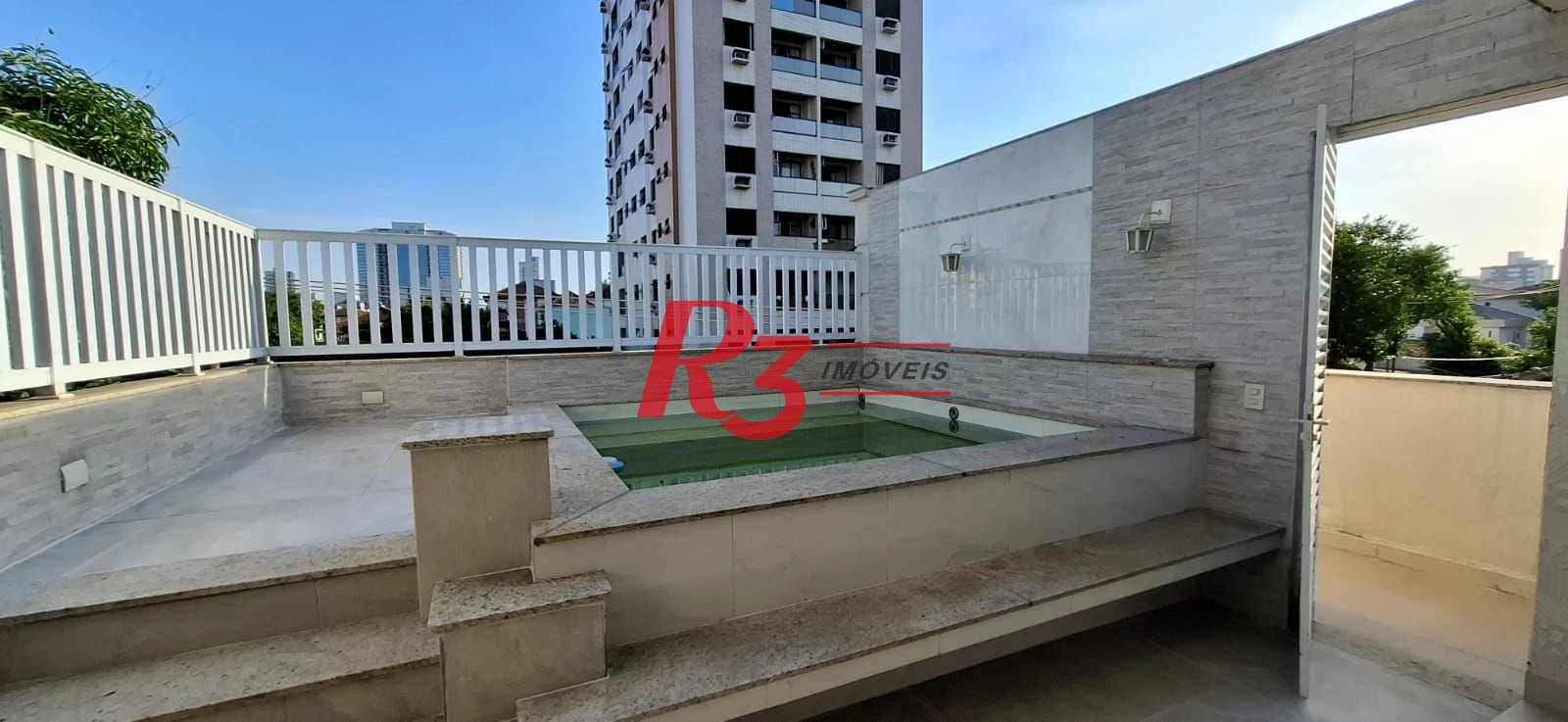 Casa com 4 dormitórios, 380 m2 - venda por R$ 1.590.000 ou aluguel por R$ 12.818 - Embaré - Santos/SP