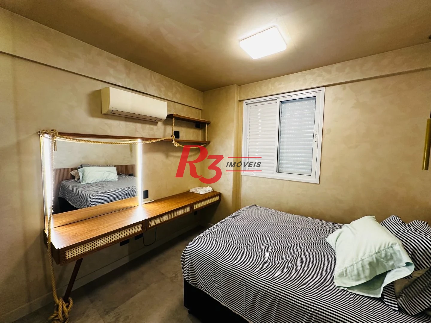 Apartamento à venda, 57 m² - Ponta da Praia - Santos/SP